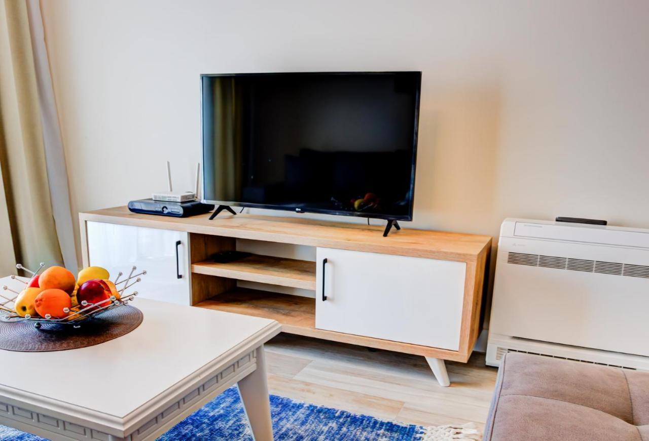 Apartments - Stella Petrovac Bagian luar foto