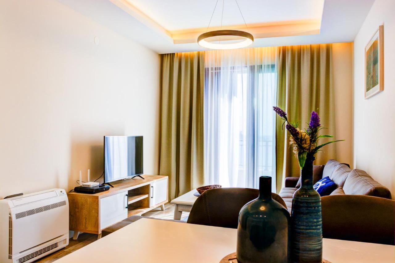 Apartments - Stella Petrovac Bagian luar foto